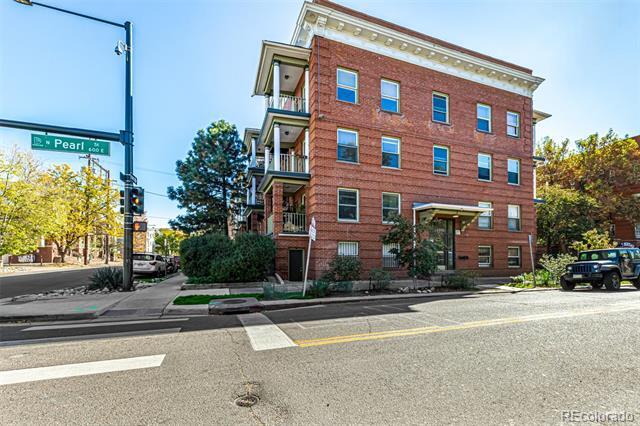 Building Photo - 1376 N Pearl St