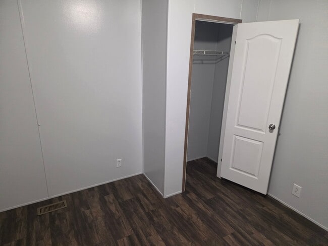 Building Photo - 2020 Rustic Trail