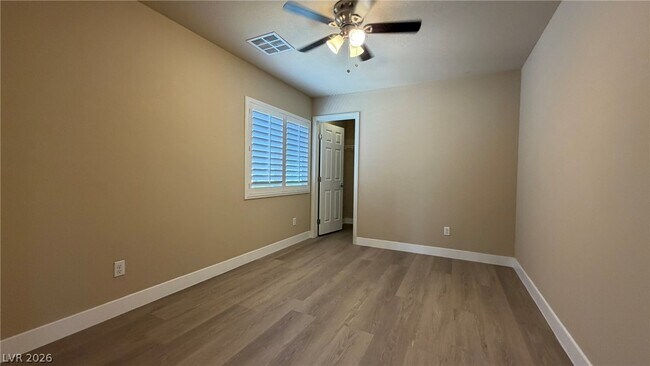 Building Photo - 6451 Parrot Ridge Ct