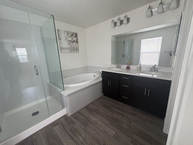 Building Photo - 8213 Ocho Wy