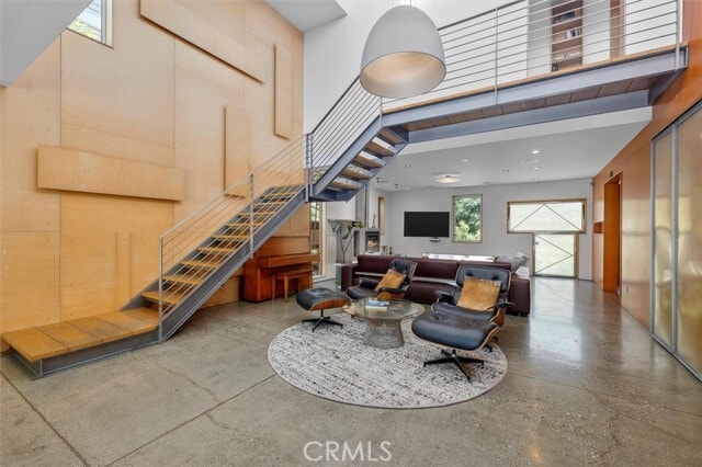 Building Photo - 604 33rd St