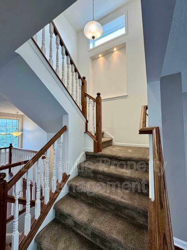 Building Photo - 307 Marshall Heights Dr