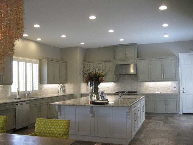 Building Photo - 7291 Range Vw Cir