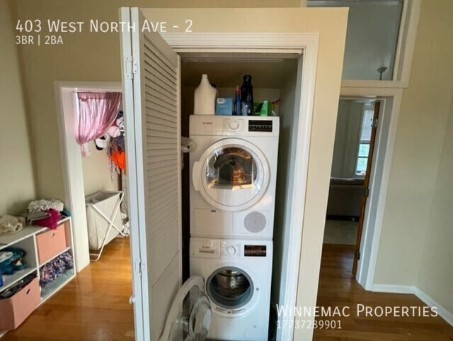 Building Photo - 403 W North Ave