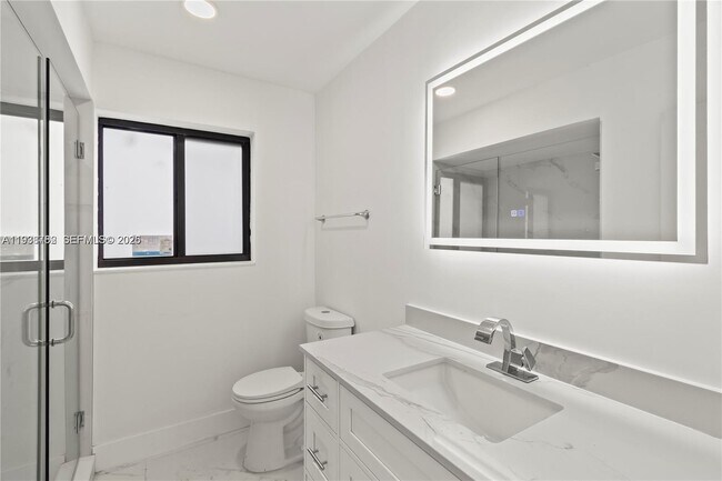 Building Photo - 8631 NW 24th Ct