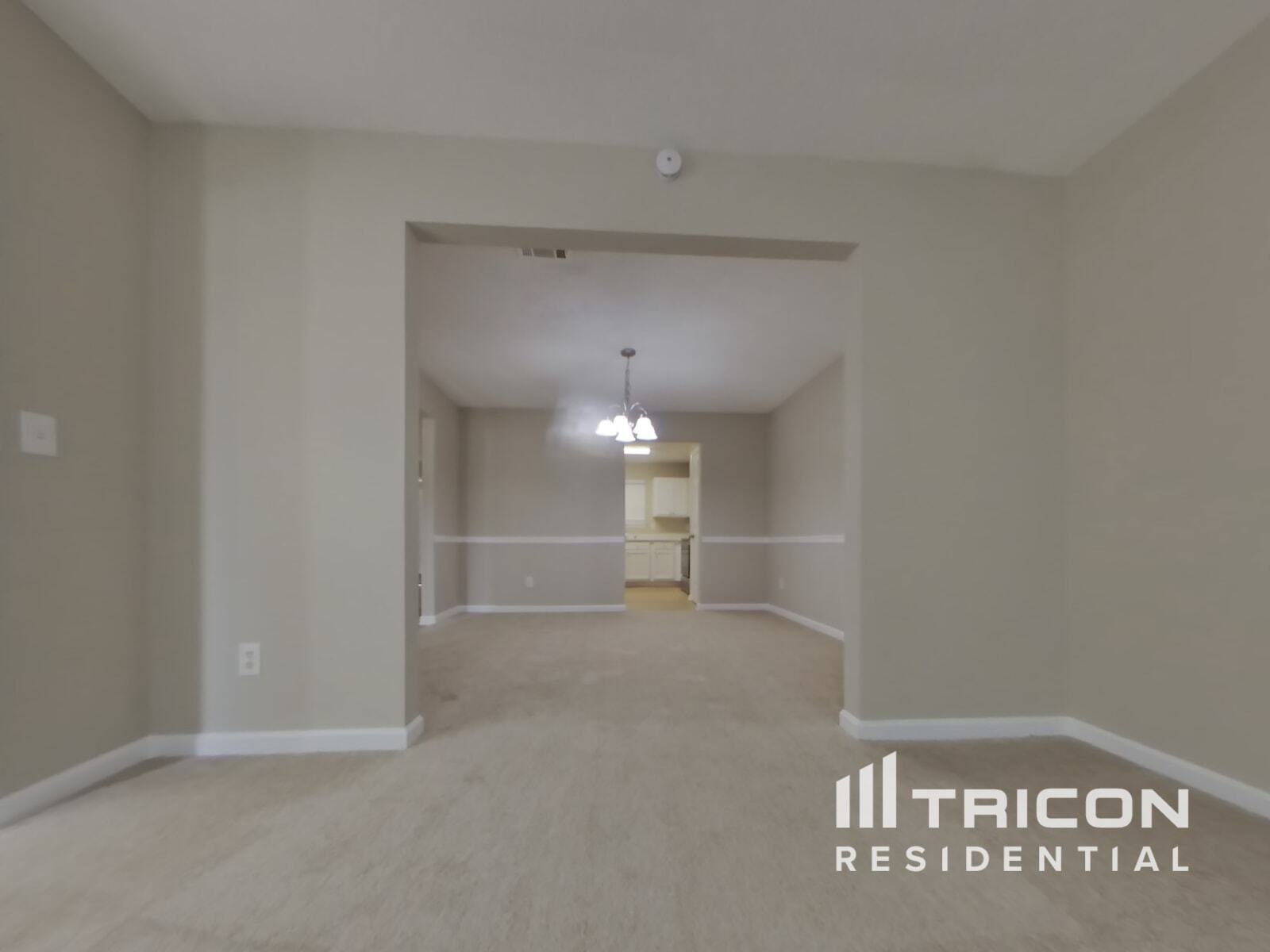 Building Photo - 2640 Thunder Basin Way