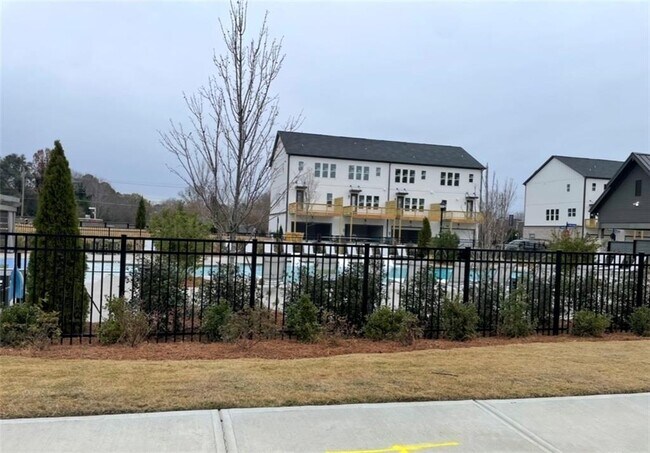 Building Photo - 2637 Camphor Xing