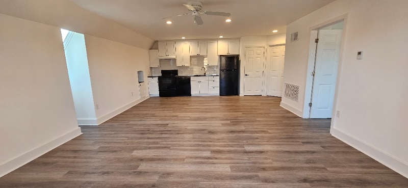 Building Photo - 19 N Trooper Rd