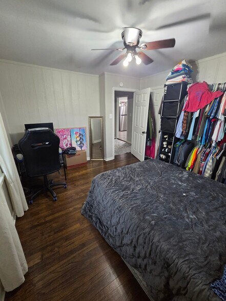 Building Photo - 1716 Fayetteville Hwy