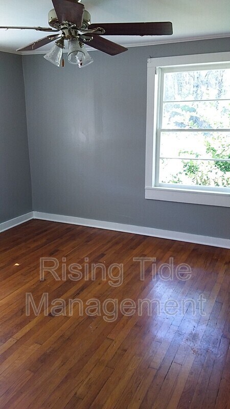 Building Photo - 2284 Treadwell Rd