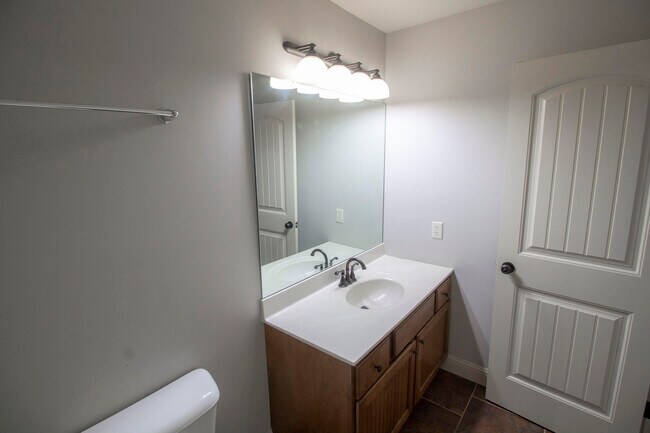 Building Photo - 3209 Belinda Ct