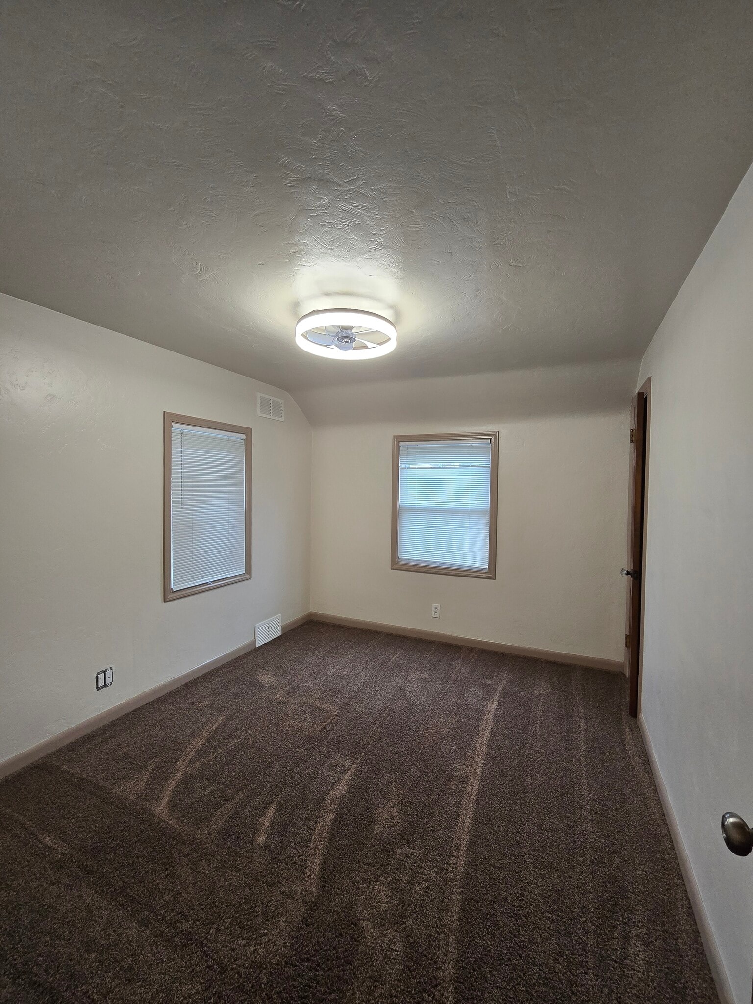 Building Photo - 4267 Stanton Ave