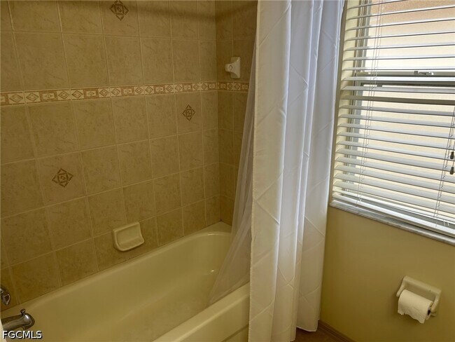 Building Photo - 20650 Torre Del Lago St