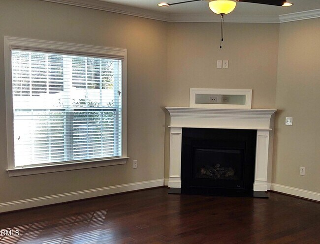 Building Photo - 2719 Masonboro Ferry Dr