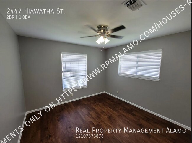 Building Photo - 2447 Hiawatha St