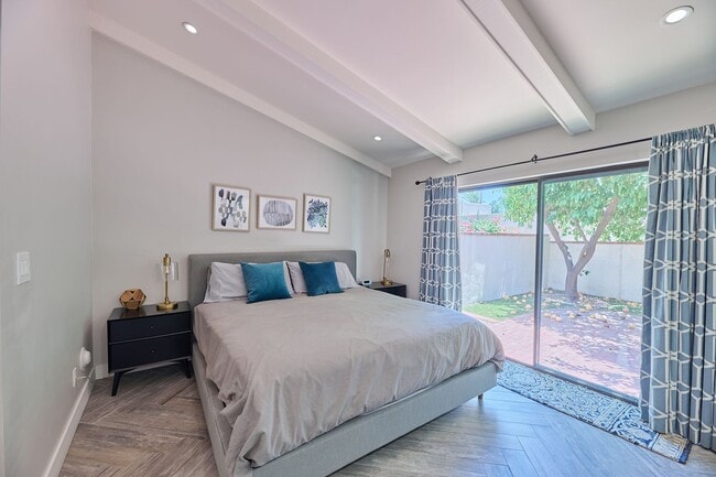Building Photo - Fully Furnished Villa in Gated Paradise Va...