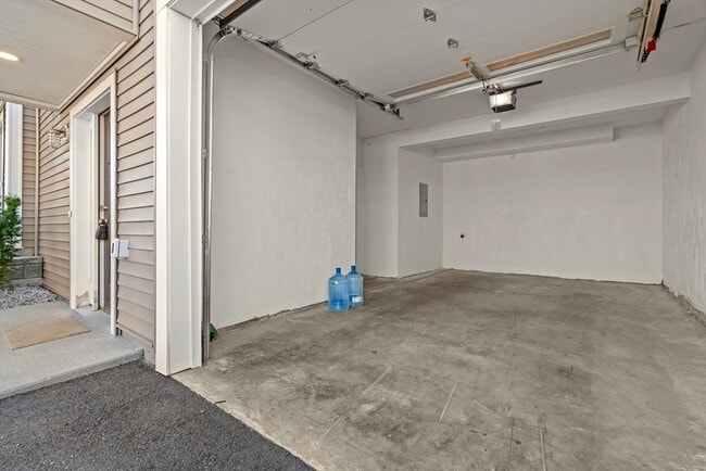 Building Photo - 7 Gorham St