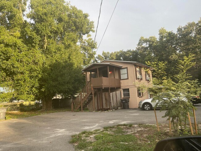 Building Photo - 4570 Transport Rd