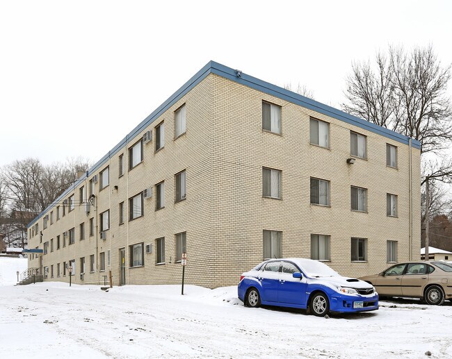 Primary Photo - Hidden Valley Apartments