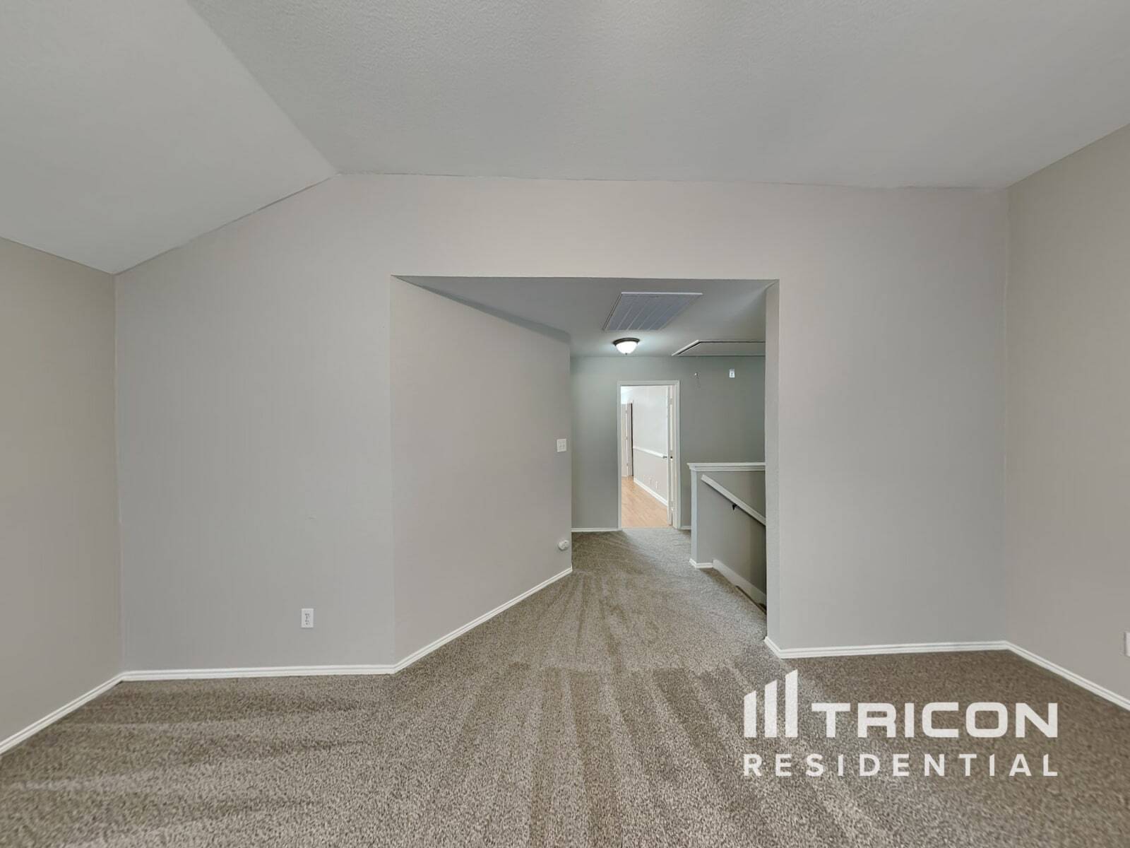 Building Photo - 1575 Wildflower Dr