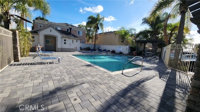 Building Photo - 14880 Honey Ct