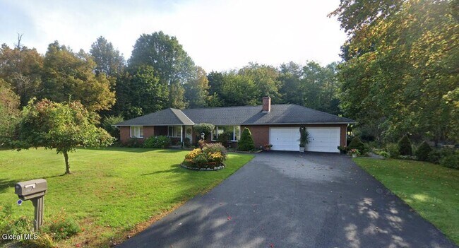 Building Photo - 275 Bloomingrove Dr