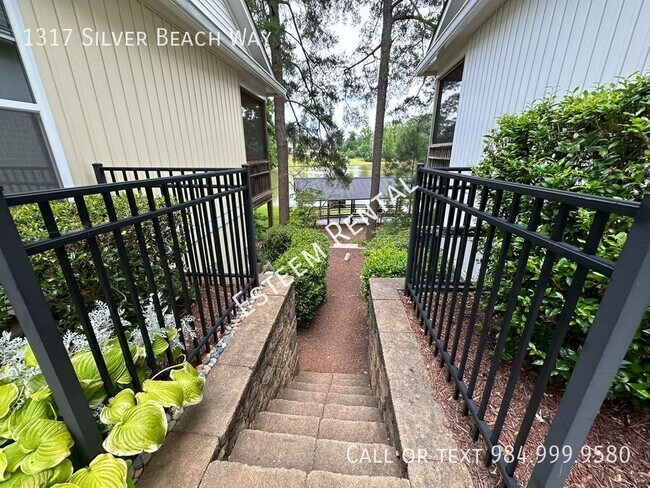 Building Photo - 1317 Silver Beach Way