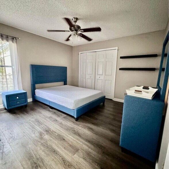 Building Photo - 8605 Otter Creek Ct