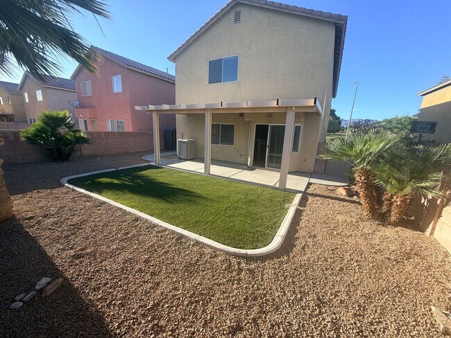 Building Photo - 3 bedroom with loft home in North Las Vegas!