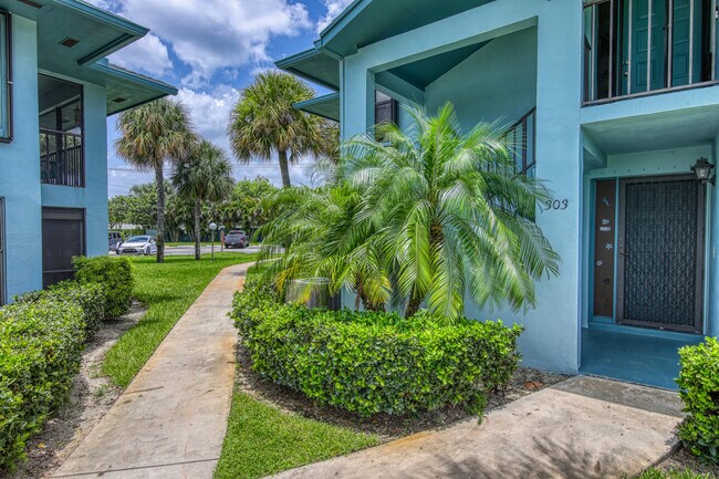 Building Photo - 950 S Kanner Hwy