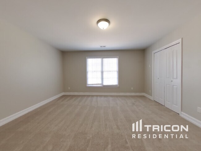 Building Photo - 880 Freemanwood Ln