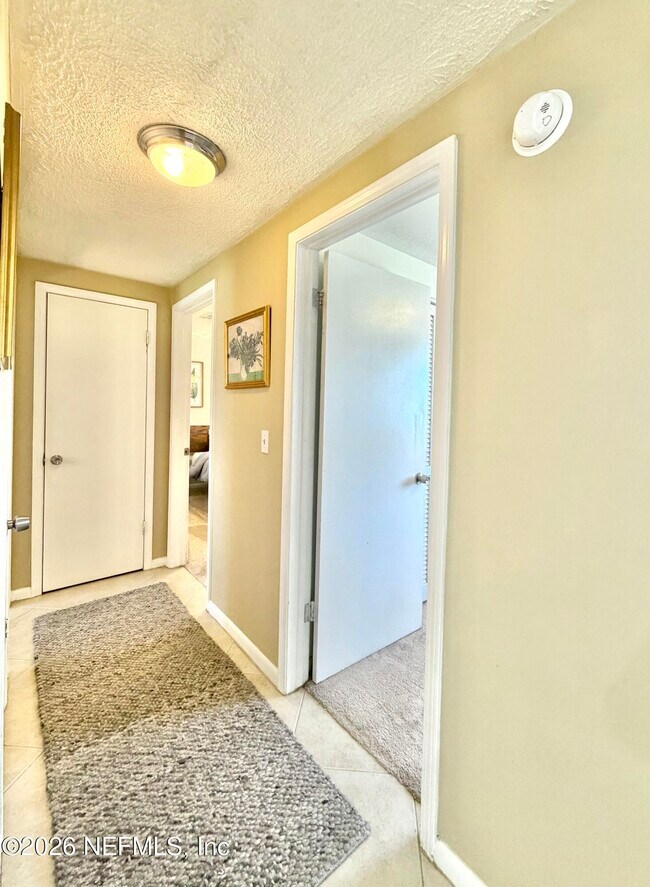 Building Photo - 25 Seatrout St