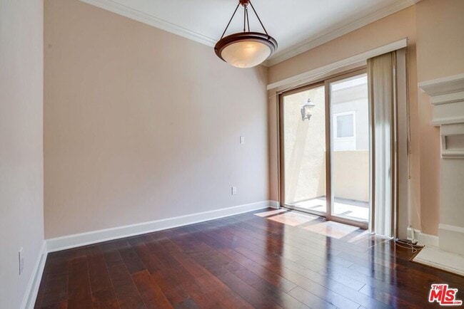 Building Photo - 1522 Amherst Ave