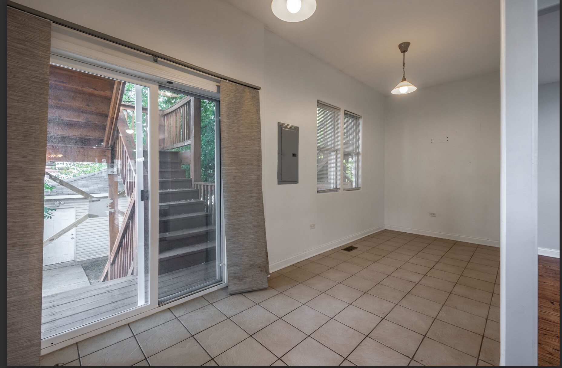Building Photo - 3444 W Schubert Ave