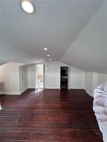 Building Photo - 7003 Jeannette St