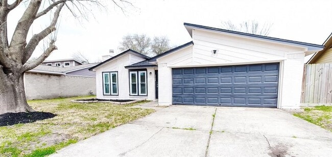 Building Photo - 3402 Pecan Grove Dr