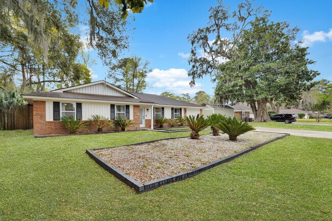 Building Photo - 1023 Brittlewood Dr