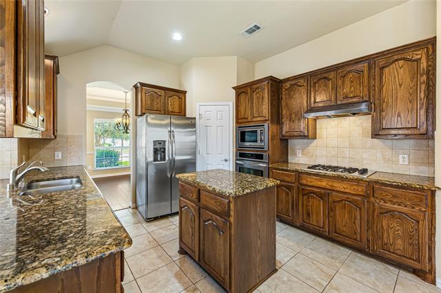 Building Photo - 928 Wellington Dr