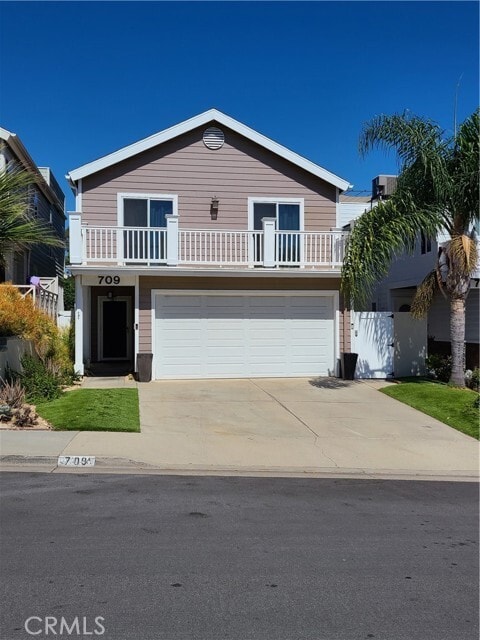 Primary Photo - 709 Oceanhill Dr
