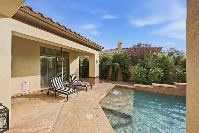 Building Photo - 6570 S Bogle Ave