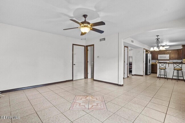 Building Photo - 11333 Manuel Moreno Dr