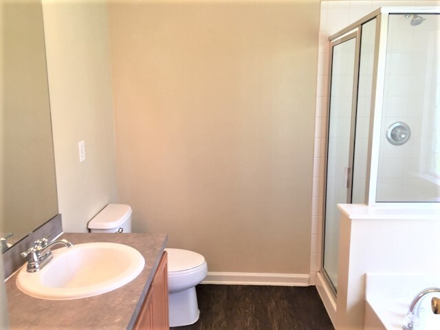 Building Photo - 12683 Pine Marsh Way