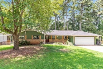 Building Photo - 2850 Templar Knight Dr