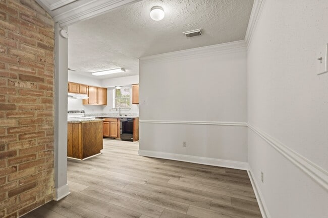 Building Photo - 24110 Griffin House Ln