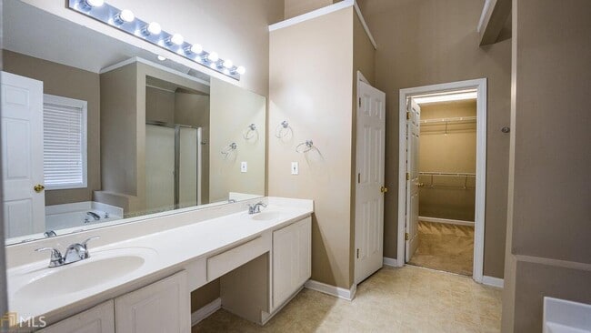 Building Photo - 335 Bald Eagle Way