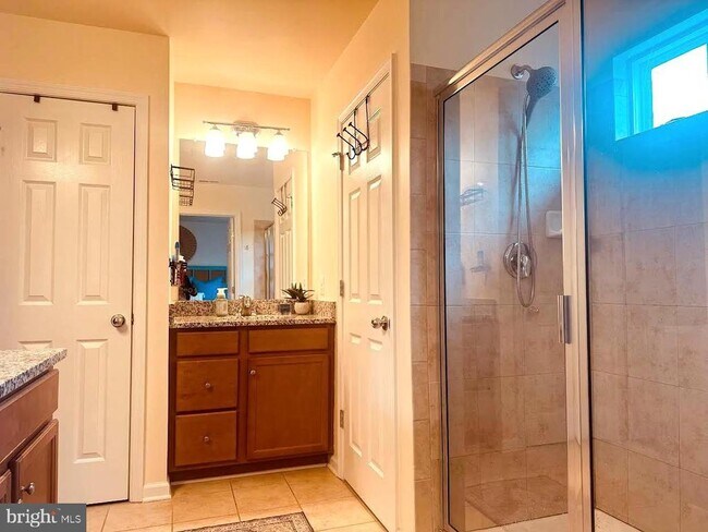 Building Photo - 1746 Beacon Ln