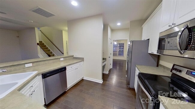 Building Photo - 3009 Semmes Ln