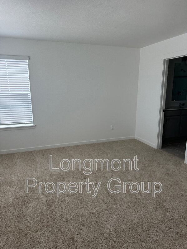 Building Photo - 13609 Topaz Pl