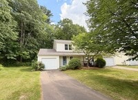 Building Photo - 2 Bedroom (+ Office) Home Burlington Available 8/1
