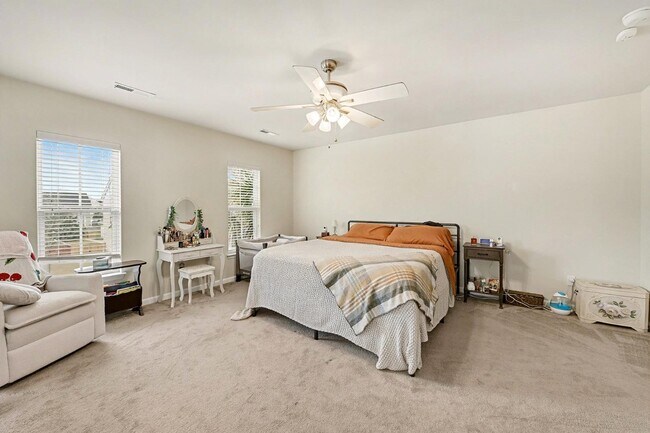 Building Photo - 230 Cameron St